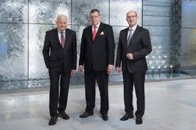 Vor zwei wochen hatten die vorstände matthias busch und aloys tilly (von links) den geschäftsbericht 2018 der bank schilling. Bank Schilling Eroffnet Zwei Neue Private Banking Standorte Unternehmen 04 07 2017 Fonds Professionell