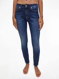 Choose light wash jeans for a throwback vibe, or go with darker washes for the iconic denim look you know and love. Damenjeans Weisse High Waist Jeans Calvin Klein