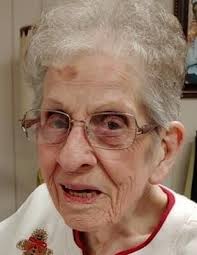 Neva Arnold's Instagram, Twitter & Facebook