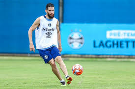Latest on grêmio defender marcelo oliveira including news, stats, videos, highlights and more on espn. Amor Pelo Gremio Mudanca De Posicao Lesoes E Futuro No Futebol Um Papo Com Marcelo Oliveira Gzh