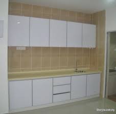 Luxurious cabinets add a unique character to the kitchen but at the same time it requires you to shell out a considerable amount. 3g Kitchen Cabinet Painting Renovation For Sale In Selak Selatan Kuala Lumpur Sheryna Com My Mobile 743534