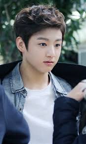 Who is your favorite K-pop group's maknae?