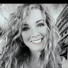 Our sweet Rosy brought ROSES to our pedo Moms! Happy Mother's Day to all  our amazing Mothers!