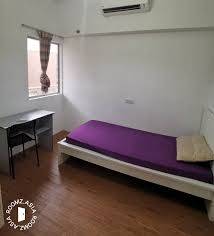 Apartment rentals in puchong and nearby: Landed House Middle Room For Rent At Bandar Puteri Puchong Roomz Asia