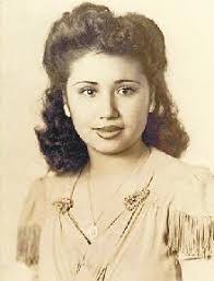 Mildred Gutierrez's Instagram, Twitter & Facebook