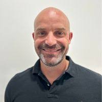 Ben Bloomfield's Instagram, Twitter & Facebook