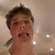 Nicky Ward (@swardy44)