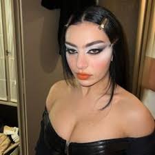 Sasha Moreno (sasha4moreno45)