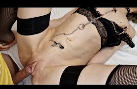 유두의 흥분은 그녀의 가슴에 사정으로 끝났다. | xHamster