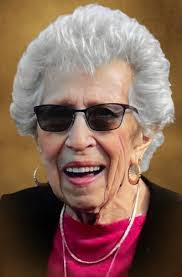 Audrey Otto's Instagram, Twitter & Facebook