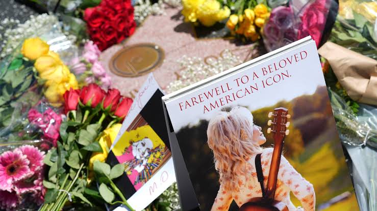 Dolly Parton built a better world, with rhinestones and songs | WTNH.com