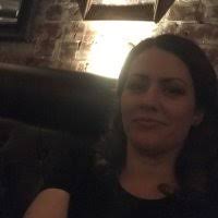 Katie Low (@Kakeamundo1)