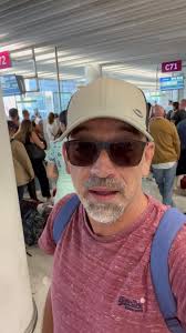 Cover of “La Bamba” by @ssiroliver … gracias a @veronica.careaga.9 … every  thursday “Jam Night” @scubar_mallorca . . #music #musica #song #acoustic... 