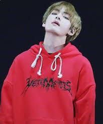 Vetements ceo guram gvasalia on why the fashion world has its eye on south. Kpopmap Charts 9 Best Vetements Outfits By K Pop Idols Kpopmap