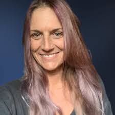 Jennifer Schriefer's Instagram, Twitter & Facebook