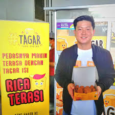 Flat rubber roofs existing homes new construction skylights new/repair gutters & downspouts huge selection of styles. Tagar Luncurkan Varian Baru Tahu Garing Sambel Rica Terasi Vakansi Co