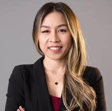 Amanda Dinh's Instagram, Twitter & Facebook