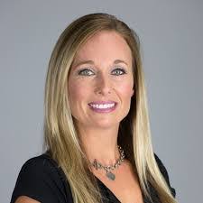 Amanda Stophel's Instagram, Twitter & Facebook