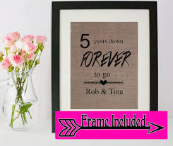 Couple portrait wall art to in this article, we'll share personal anniversary gift ideas for your wife that you can make in less than 10 minutes. 5 Year Anniversary Anniversary Gift Anniversary Frame Home Decor Gift For Husband Annive Marriage Anniversary Gifts Anniversary Gifts Marriage Anniversary