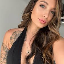 Brittany Matson's Instagram, Twitter & Facebook