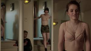 Kaitlyn Dever Nude Leaked From Bathroom - Scandal Planet