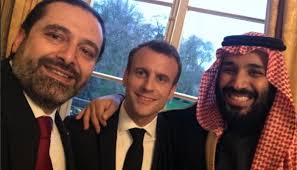 ولاية العهد السعودية هو ثاني أهم منصب في المملكة حيث هو من يخلف ملك المملكة العربية السعودية بعد وفاته وتوليه مقاليد الحكم تلقائياً وتبايعه الأسرة الحاكمة والشعب السعودي ملكاً على البلاد ويصدر الملك الجديد (ولي العهد السابق). Ø³ÙŠÙ„ÙÙŠ Ø§Ù„Ø­Ø±ÙŠØ±ÙŠ ÙŠØ¬Ù…Ø¹ Ù…Ø­Ù…Ø¯ Ø¨Ù† Ø³Ù„Ù…Ø§Ù† ÙˆÙ…Ø§ÙƒØ±ÙˆÙ† Ø¹Ù„Ù‰ ØªÙˆÙŠØªØ±