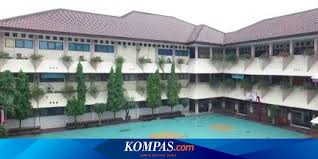 Daftar 20 sma terbaik di jakarta timur berdasarkan nilai utbk 2020. Daftar 20 Sma Negeri Terbaik Di Dki Jakarta Berdasarkan Nilai Utbk 2020 Halaman All Kompas Com