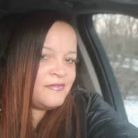 Melissa Macklin's Instagram, Twitter & Facebook