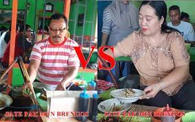 Masakan padang adalah nama yang digunakan untuk menyebut segala jenis masakan yang berasal dari kawasan minangkabau, provinsi sumatra barat, indonesia. Di Antara Sate Gule Kambing Pak Mun Dan Pak Min Brengos Magetan Ini Mana Layak Jadi Rekomendasi Terbaik Kamu The Colour Of Indonesia