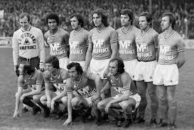 Le défenseur qui a fait toute sa carrière sous le maillot de l'asse, atteignant notamment la finale de coupe d'europe en 1976 souffrait de la . En Images Si Les Verts Ont Perdu La Finale De 1976 C Est A Cause De Nimes