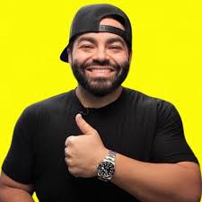 Lance Ginn (@LanceGinn)