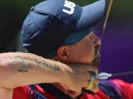 We did not find results for: Em Meio A Aros Olimpicos Didal Festeja Vacina Com Tattoo Contra Covid 19 27 07 2021 Uol Olimpiadas