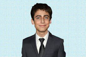 In season 2 of umbrella academy, he also proved to be even more powerful than anyone expected. The Umbrella Academy Aidan Gallagher On Playing Number Five