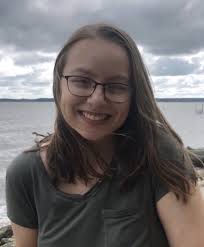 Amber Thomas receives Maria Bristow Starke Scholarship Award