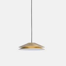 Cluster small pendants or choose a pendant with three or more lights over a dining room table or kitchen island. Buy Il Fanale Bagan O230 With Counterweight Natural Brass By Sara Moroni Dmlights Com