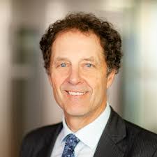 Robert Warnock's Instagram, Twitter & Facebook