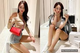 #여신강림 #여신강림작가 #화요웹툰 #야옹이작가 #야옹이작가이혼 #야옹이작가몸매 #야옹이작가실물 #여신강림드라마 #여신강림가상캐스팅 #야옹이작가연봉. ì•¼ì˜¹ì´ ìž'ê°€ ê³¼ê±°ì‚¬ì§„ ë¬´ë³´ì • ì‹¤ë¬¼ ìµœì´ˆ ê³µê°œ ìœ í€´ì¦ˆ ì°¨ ì•„ì´ ì§' í‚¤