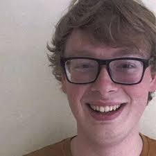 Sam Crabtree's Instagram, Twitter & Facebook