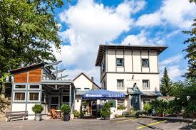 Nutze jetzt die einfache immobiliensuche! Restaurant Waldhaus Leonhardt Eine Gute Kuche Ist Das Fundament Allen Glucks