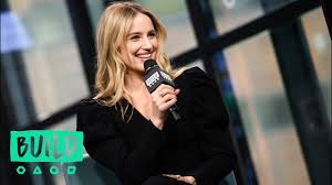 Dianna elise agron is an american actress, singer, dancer, and director. Dianna Agron On Social Media And Glee Youtube