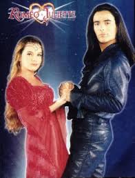 Roméo et juliette, de la haine à l'amour est une comédie musicale française de gérard presgurvic créée en 2001 au palais des congrès de paris et inspirée de la pièce de william shakespeare roméo et juliette. Blog De Nouara89 Page 5 100 Comedie Musicale Skyrock Com