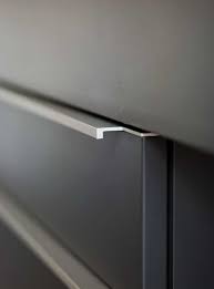 The Sleek Handle Defines The Cabinets And Drawers Silhouette Of This Poggenpohl Modo Kitchen Kitchen Cupboard Handles Kitchen Cabinet Handles Kitchen Handles