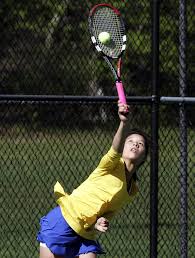 Norwell girls tennis closing in