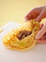 In una padella, con un filo d'olio, prezzemolo tritato e aglio lasciate che si aprano tutte, ben coperte da un coperchio, ci vorranno. Come Fare Le Crepes Ricetta Facile E Sfiziosa Sale Pepe