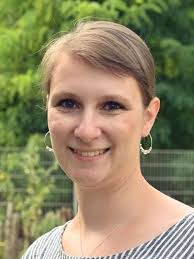 Helen Westphal's Instagram, Twitter & Facebook