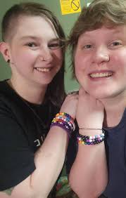 6 PAX did a Bundle Around the Block Thank you Pins #fiabeaufort  #windycitylife #lovetheseladies