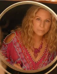 🎼 THE MIRROR HAS TWO FACES 🎼 Barbra Streisand in her dressing room in  London before her Hyde Park concert