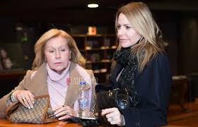 Maybe you would like to learn more about one of these? Tzenh Mpalatsinoy Perasan Dyskola Aytoi Oi 7 Mhnes To Sygkinhtiko Mhnyma Gia Thn Peripeteia Ths Mhteras Ths