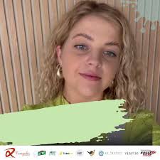 Bernice West het bietjie kom kuier. Sy is lekker opgewonde en nooi jou na  die fees. Loer gerus en kry jou kaartjies vandag nog by  https://www.ticketpros.co.za