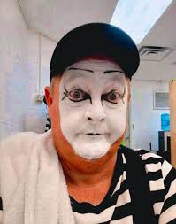 Big shout out to my new rising fans! 黃君 I appreciate 🙏 my fun's anywhere  and everywhere. Thanks for helping me and follow for more, share and  comments. #aireel #myfuns #fpypageシ #viralfbreelsfyp #